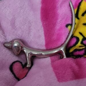 Silver Dachshund Figurine Ring/Glasses Holder